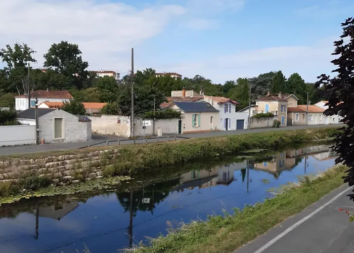Appartement Au Bord De L'eau 3 Niort